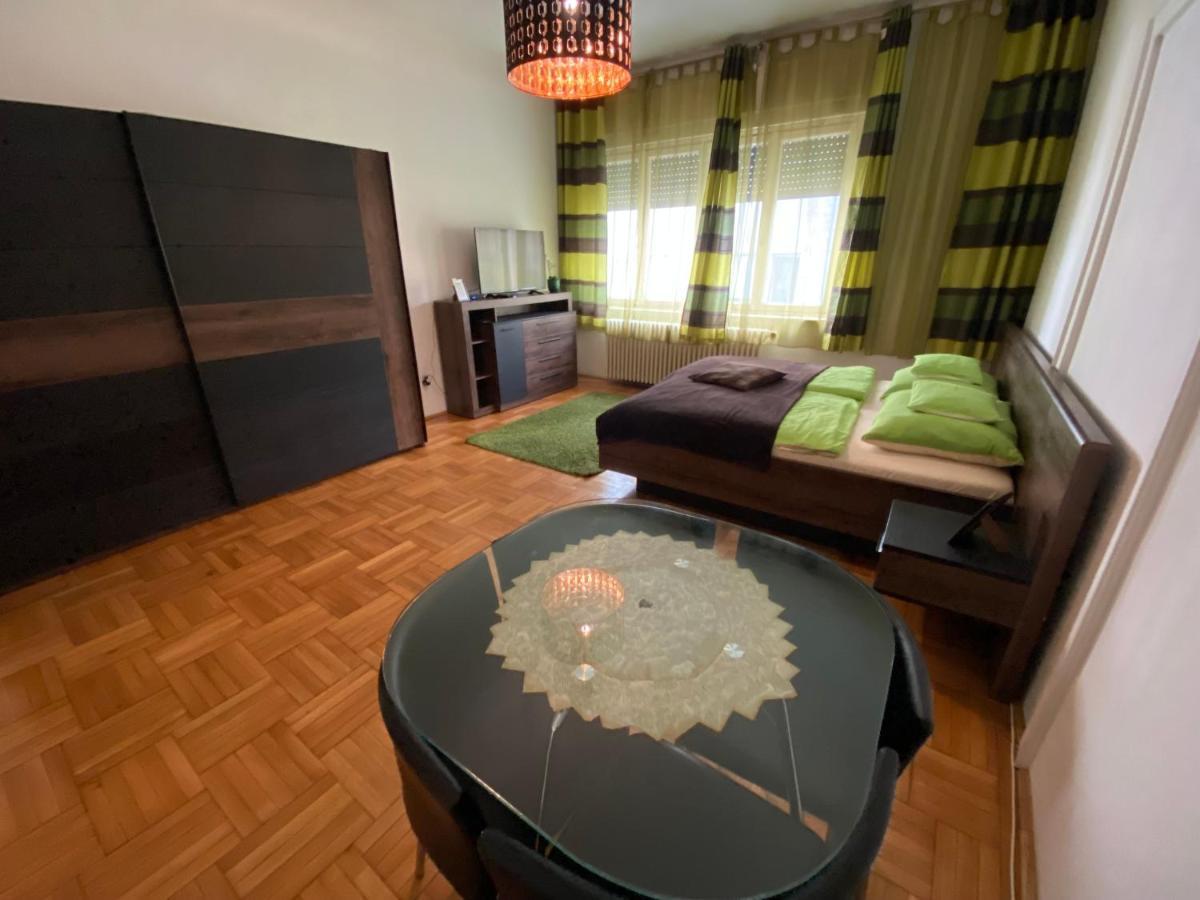 Come & Stay Apartments And Rooms City Center Budapest Exterior foto