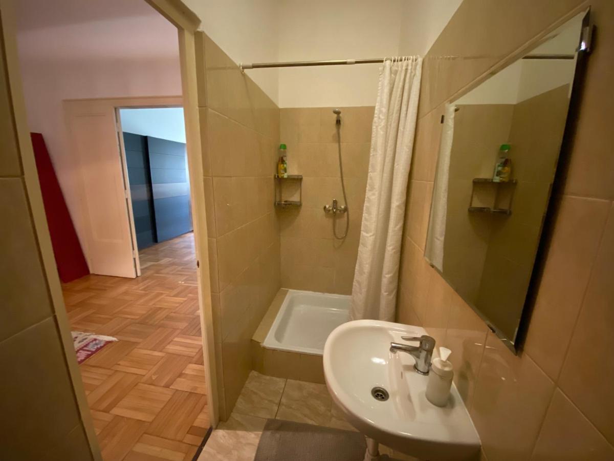 Come & Stay Apartments And Rooms City Center Budapest Exterior foto