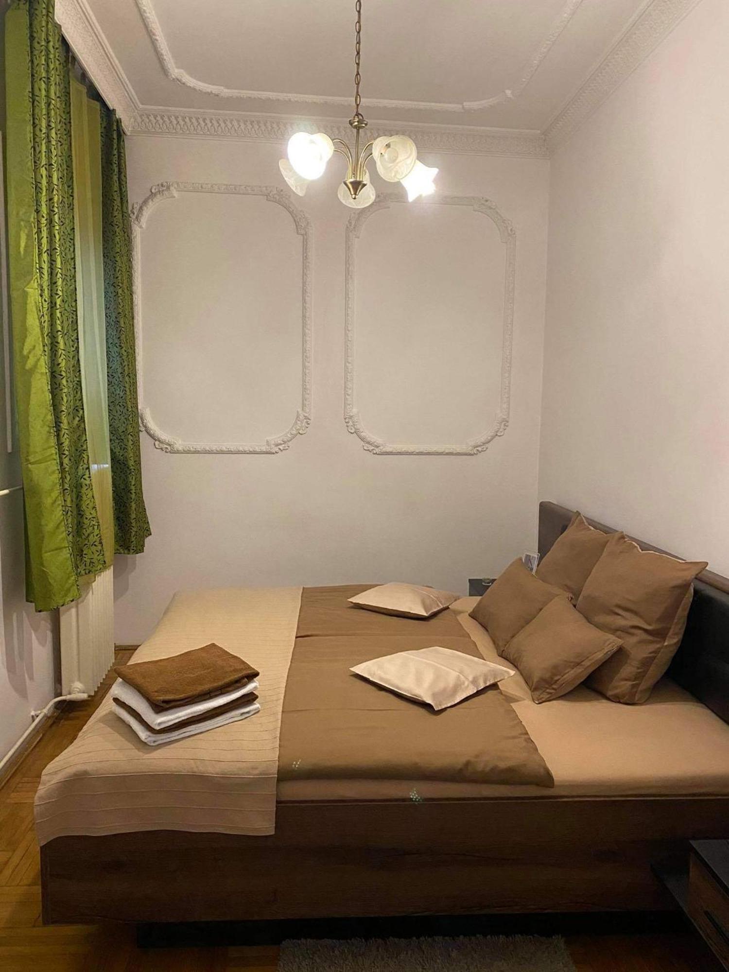 Come & Stay Apartments And Rooms City Center Budapest Exterior foto