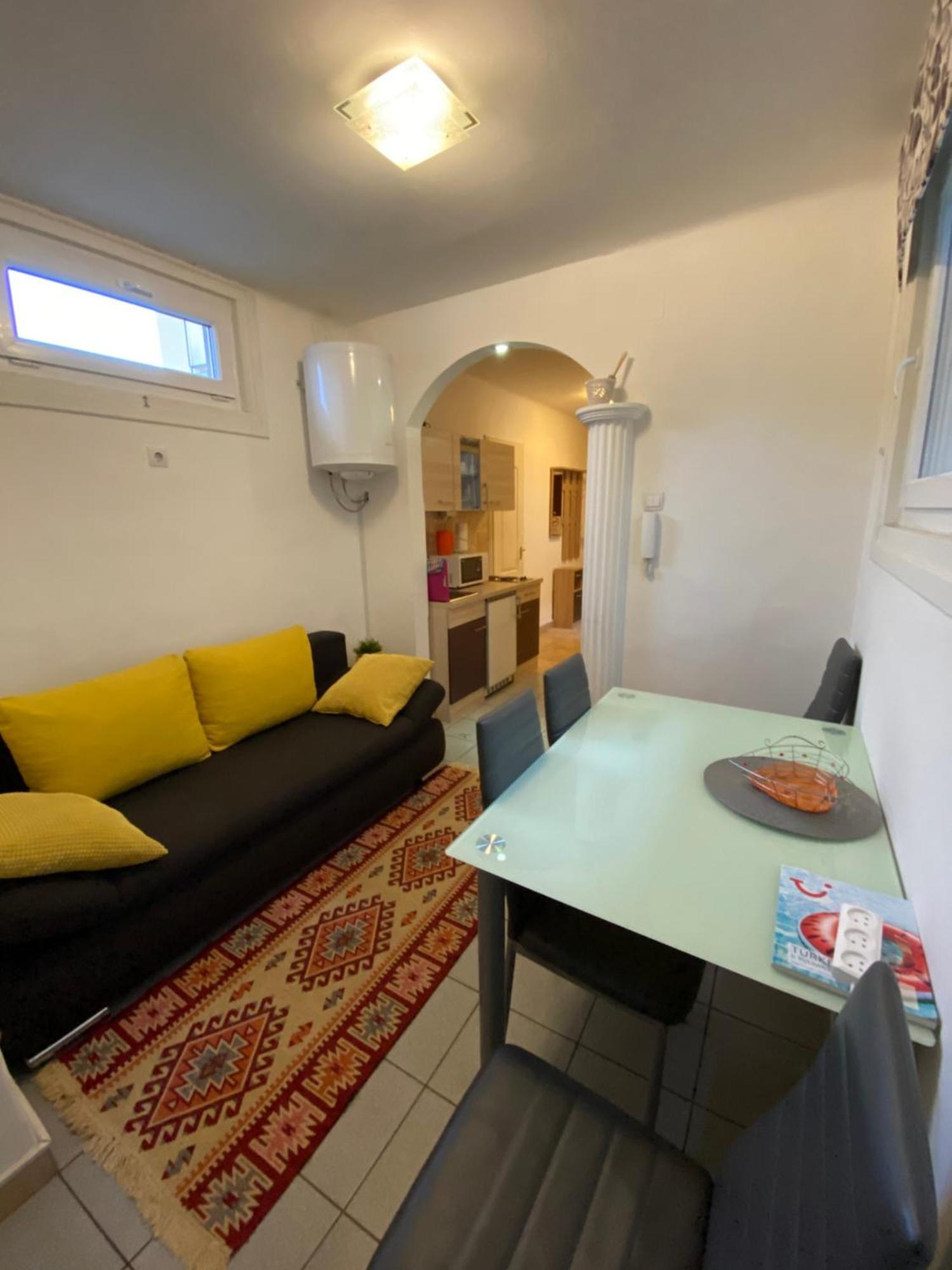 Come & Stay Apartments And Rooms City Center Budapest Exterior foto
