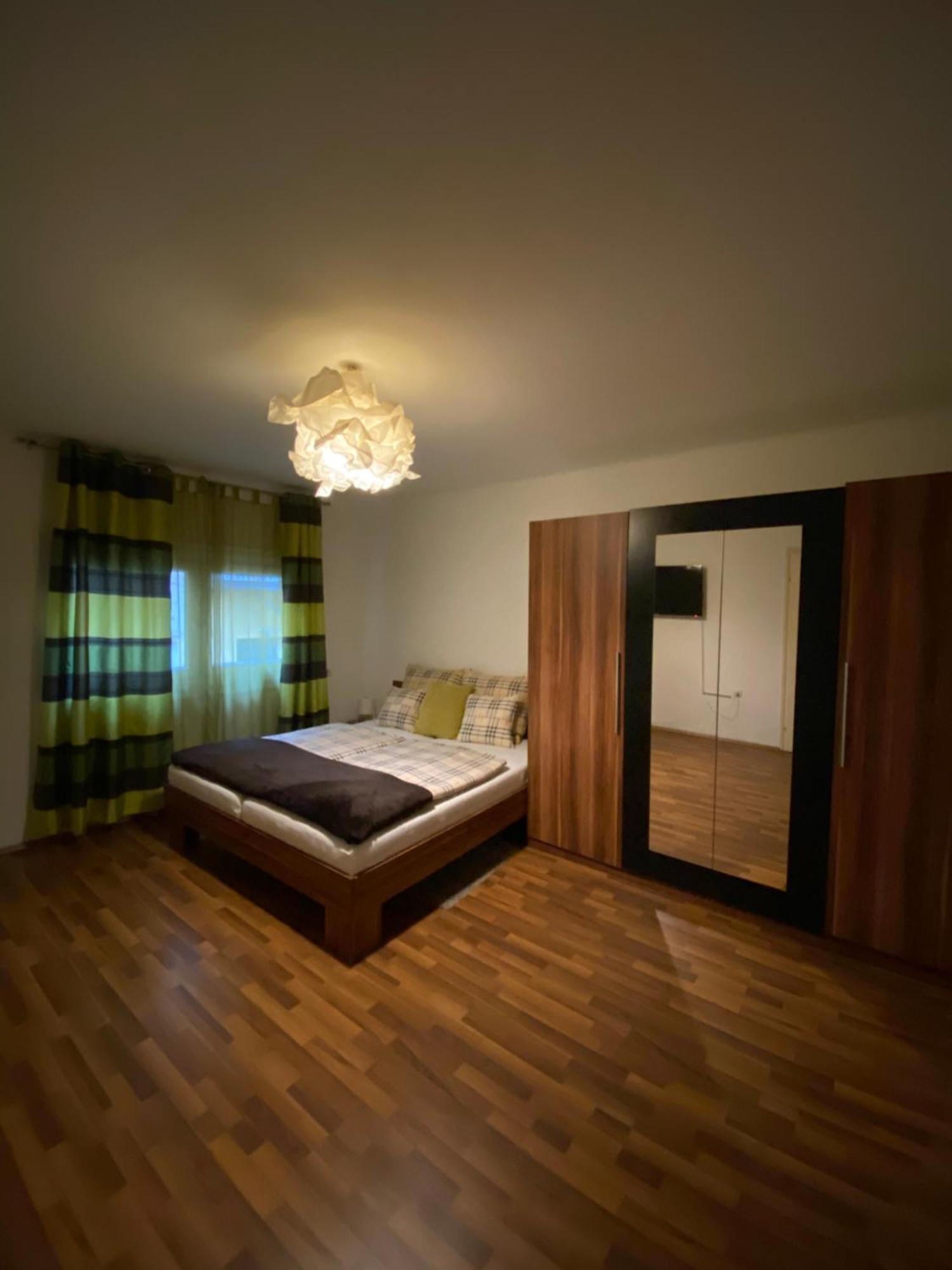 Come & Stay Apartments And Rooms City Center Budapest Exterior foto